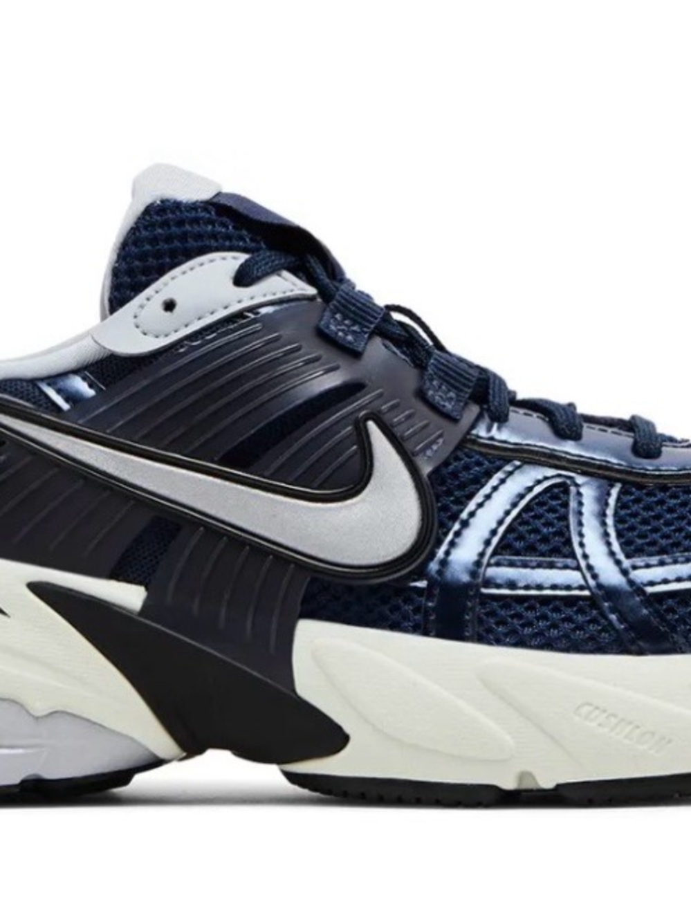 Nike V2K Run Obsidian Wolf Grey Men’s Sz.11.5